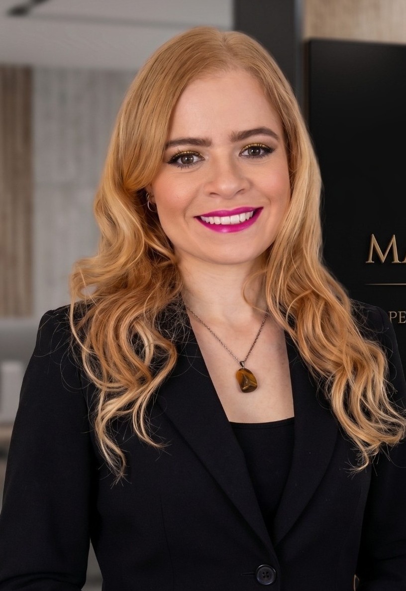 Mariana Costa, Perita Judicial e Extrajudicial